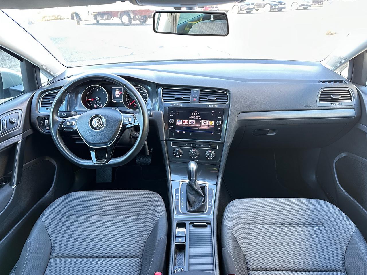 Volkswagen Golf 1.6 TDI DSG Business BlueMotion Technology - 2017