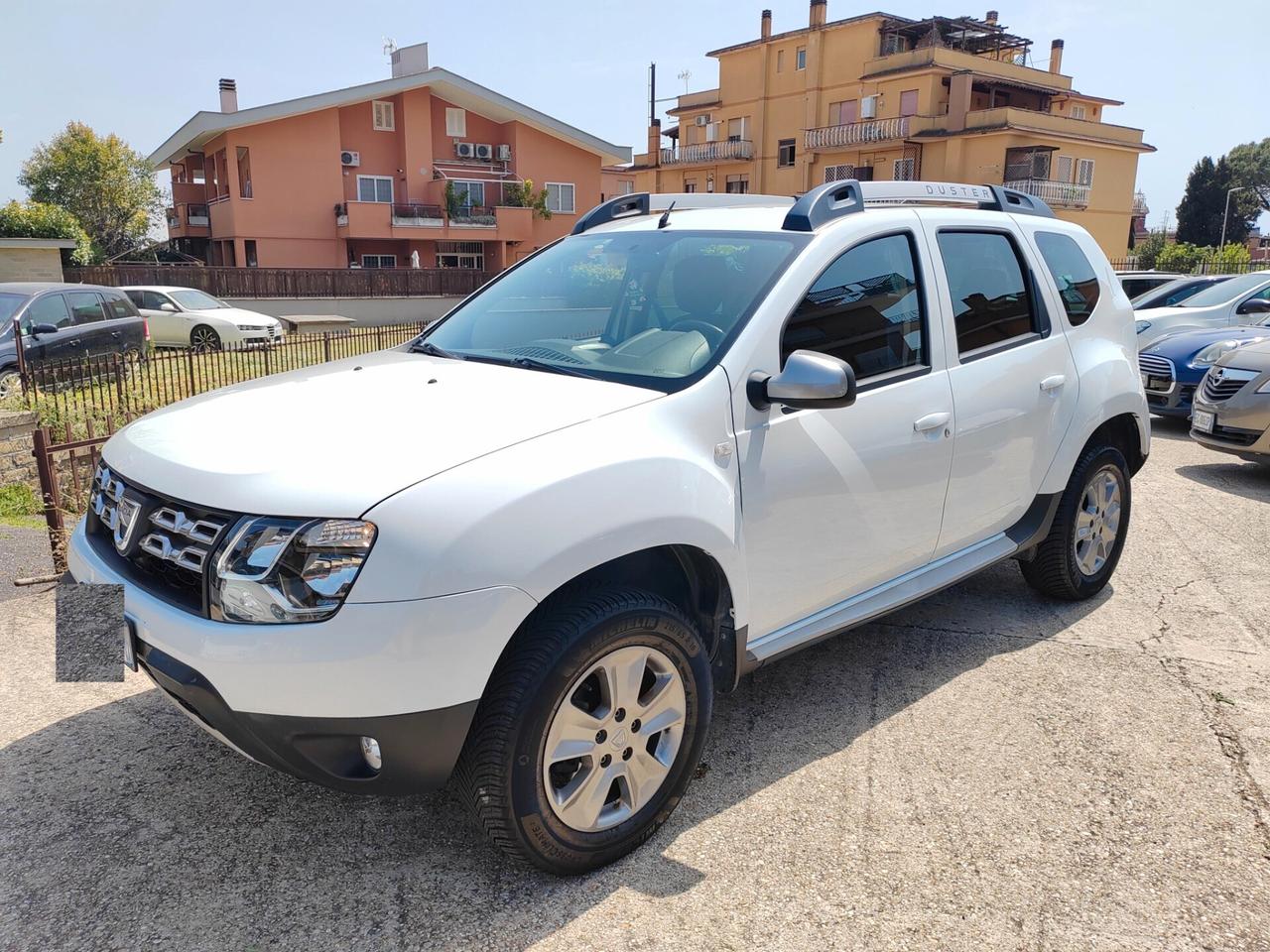 DUCIA DUSTER GPL NAVI GANCIO TRAINO