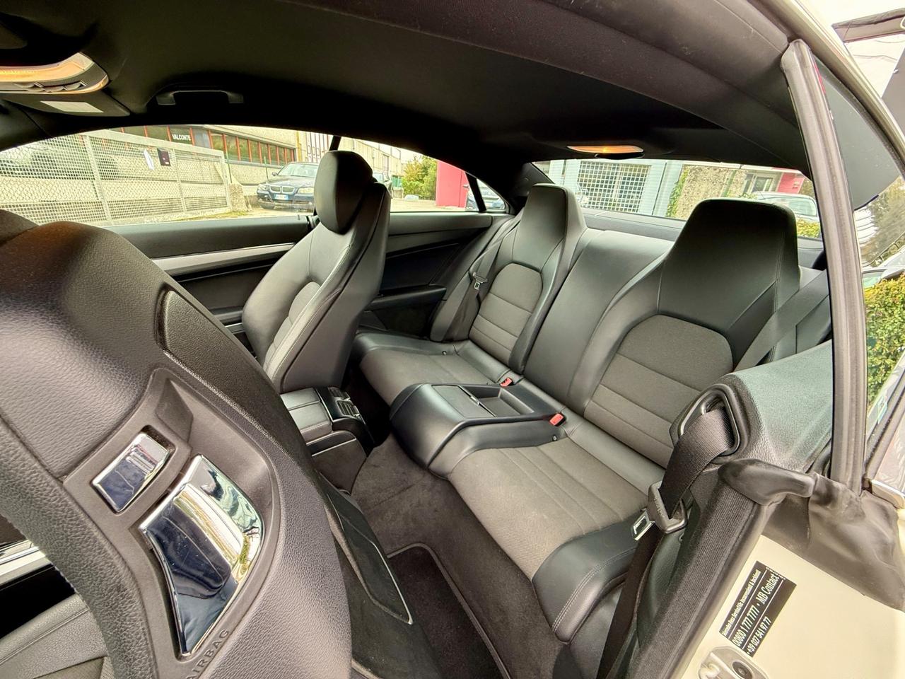 Mercedes-benz E 220 CDI Coupé BlueEFFICIENCY 2012
