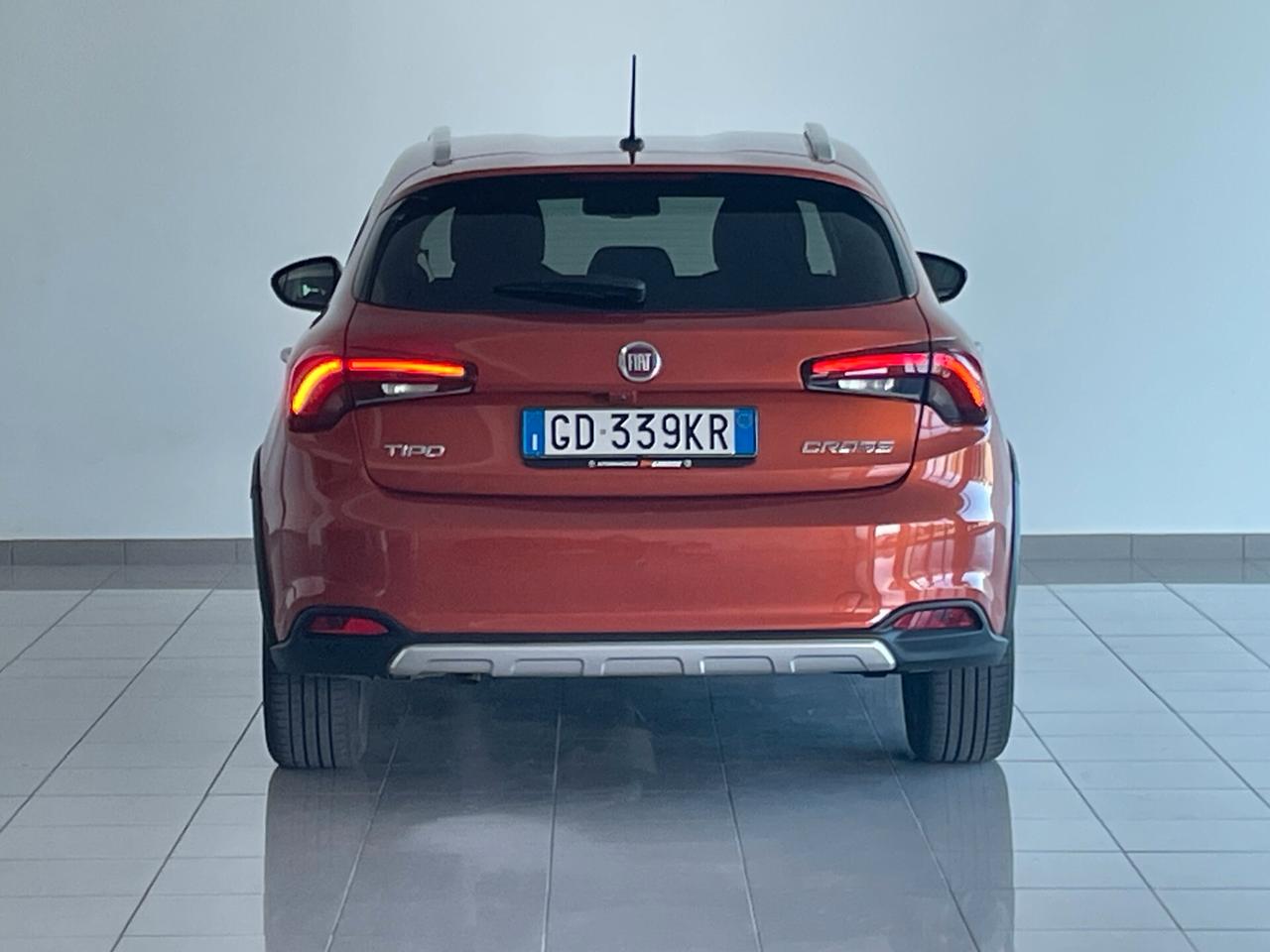 Fiat Tipo 1.0 5 porte Cross