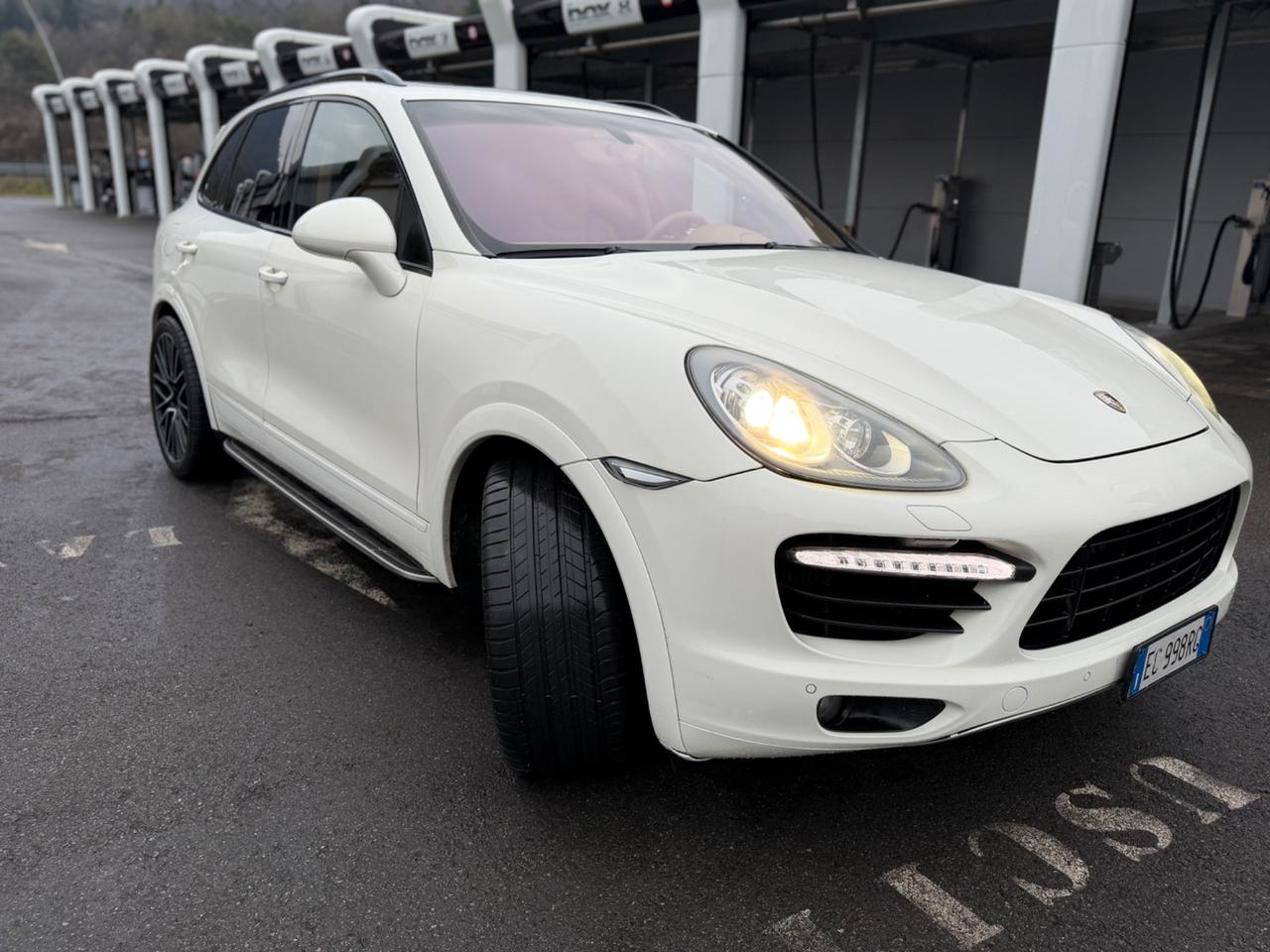 Porsche Cayenne Turbo versione limitata