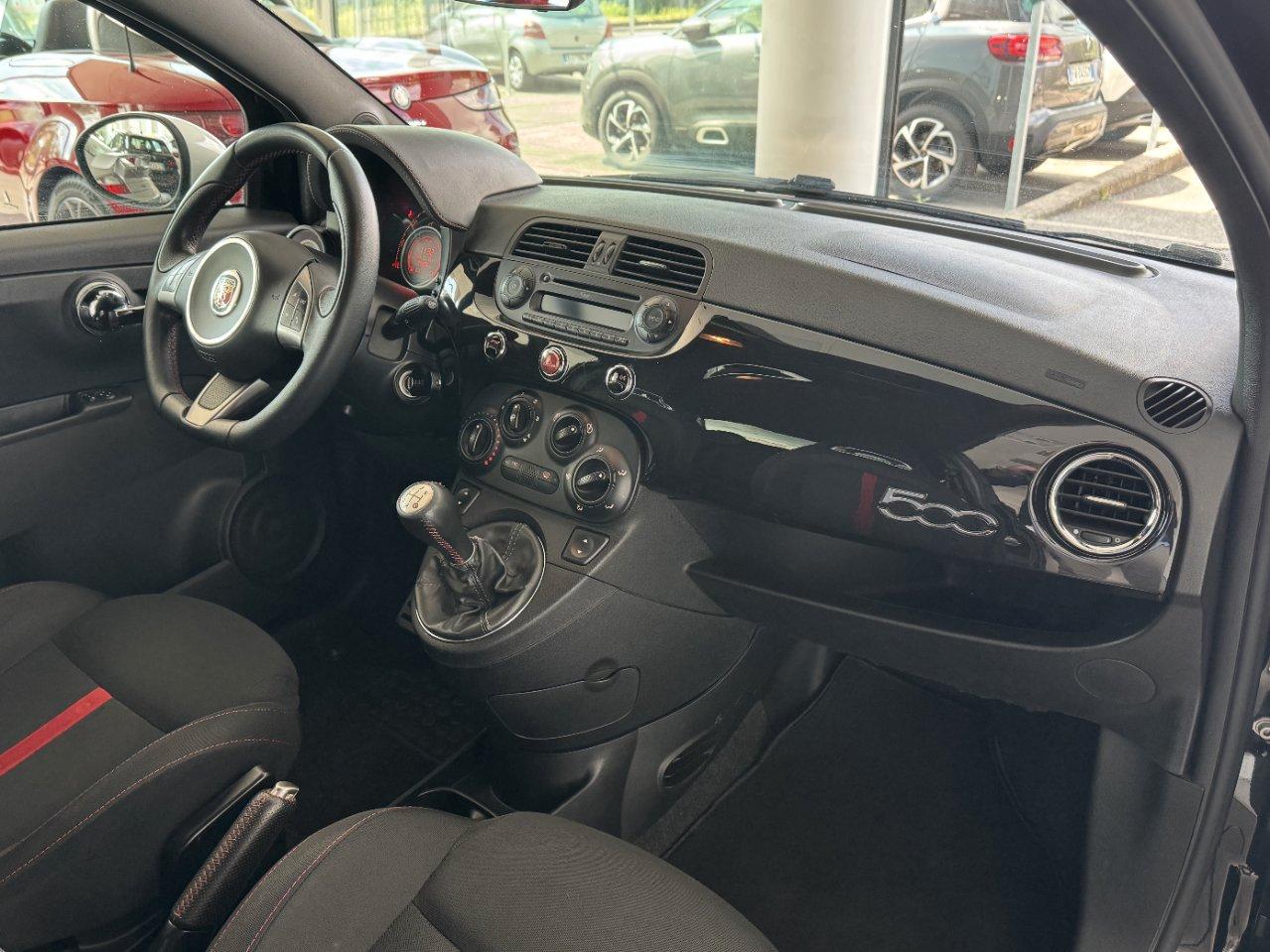 Abarth 500 1.4 T-jet 135cv Custom