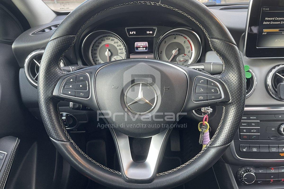 MERCEDES GLA 200 d Automatic 4Matic Premium