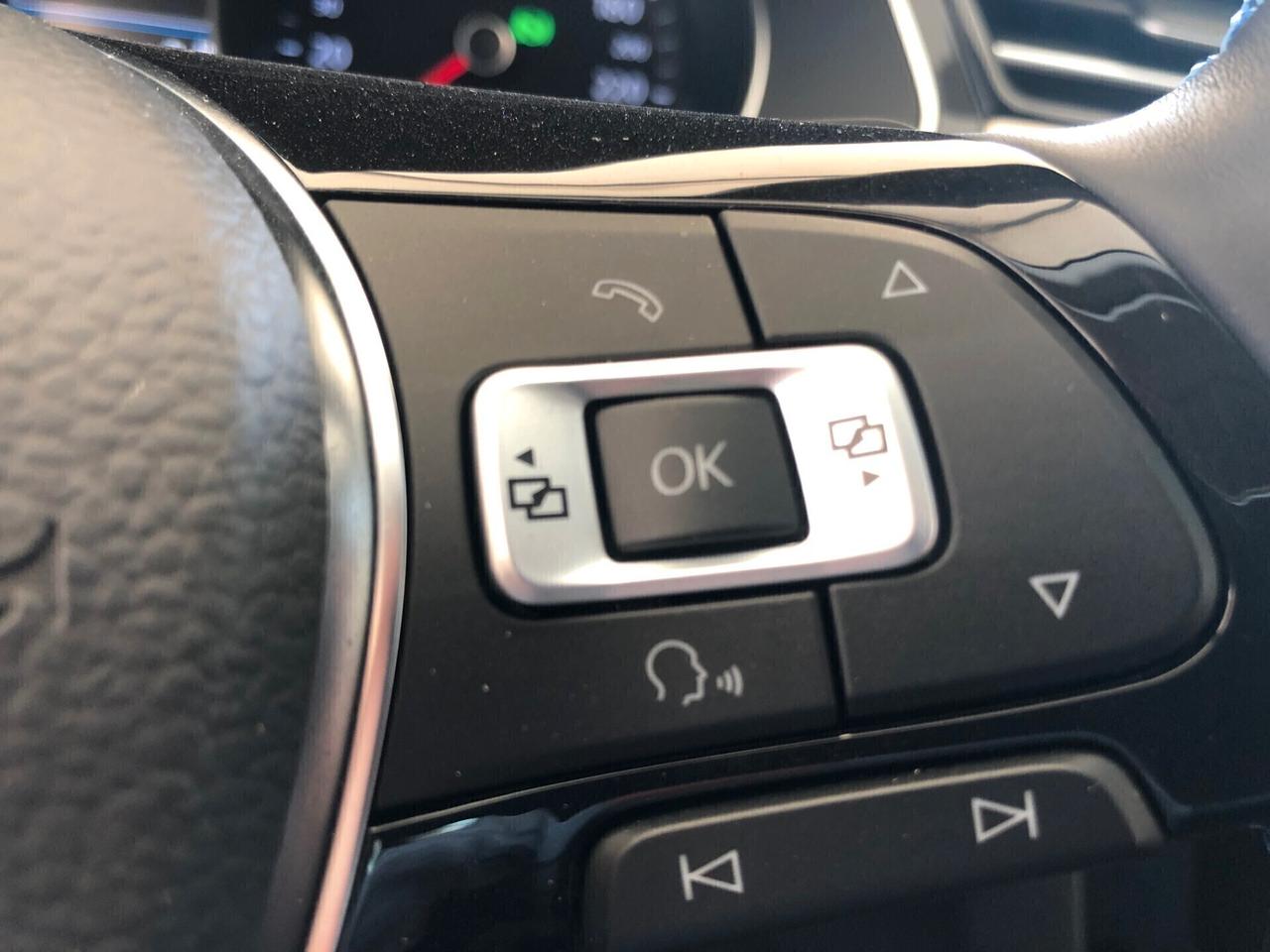 Volkswagen Passat 1.4 GTE DSG PLUG-IN-HYBRID PREZZO REALE