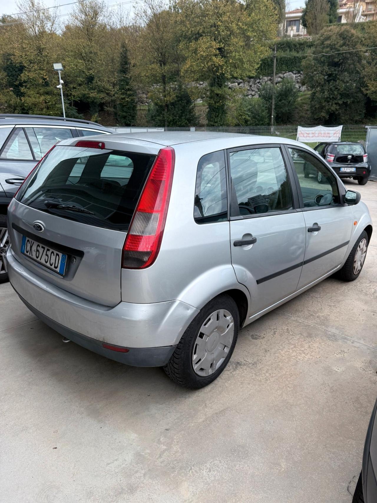 Ford Fiesta 1.2 16V 5p. Zetec