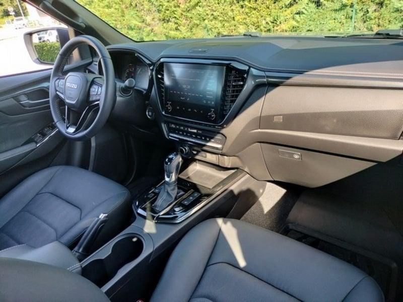 Isuzu D-Max N60 D-Max N60 1.9 aut. Crew Nitro Sport Cab con Shutter Lid!!