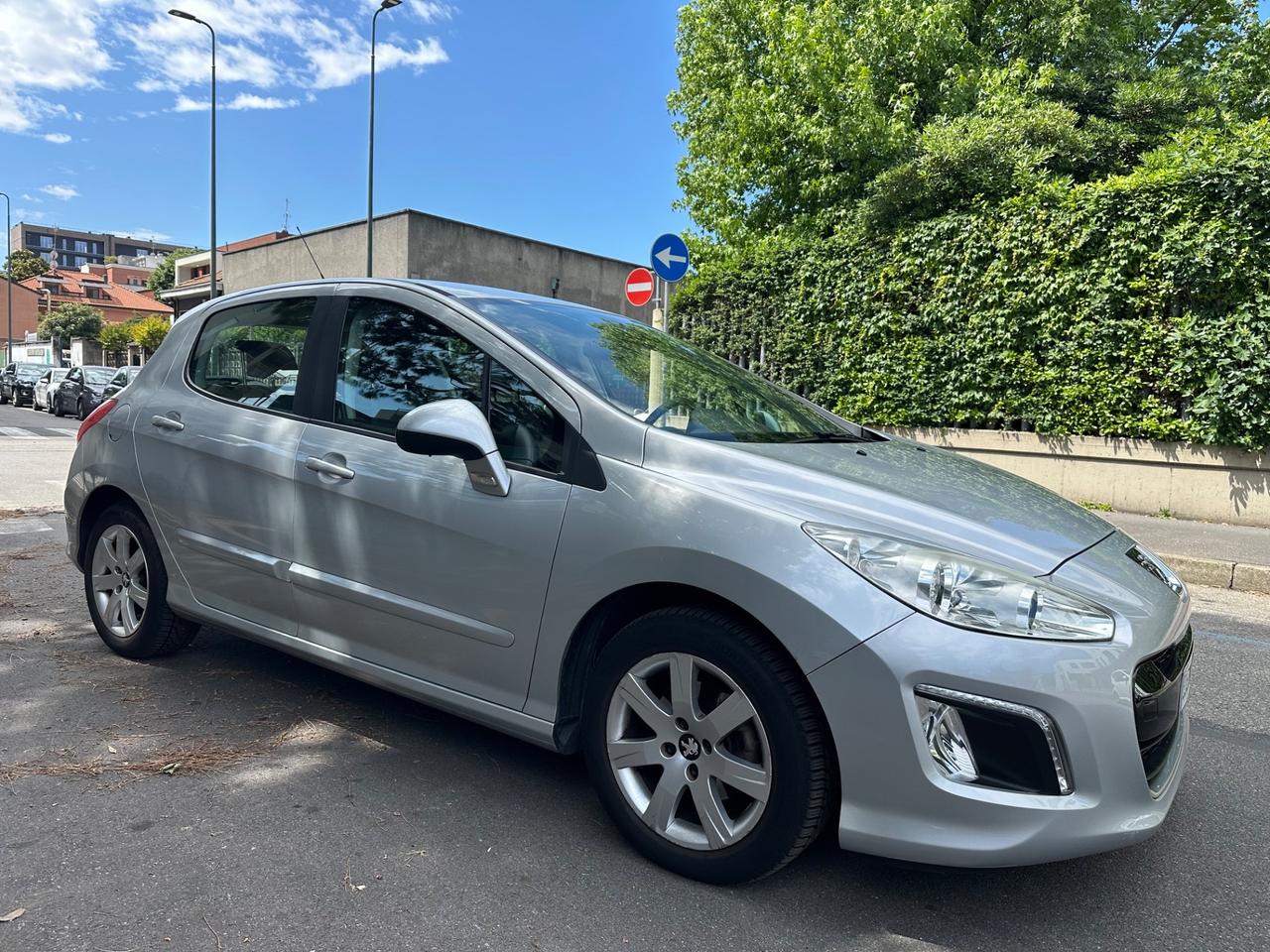 Peugeot 308 1.6 VTi 120CV 5p. - Euro 5 - ok neopatentati