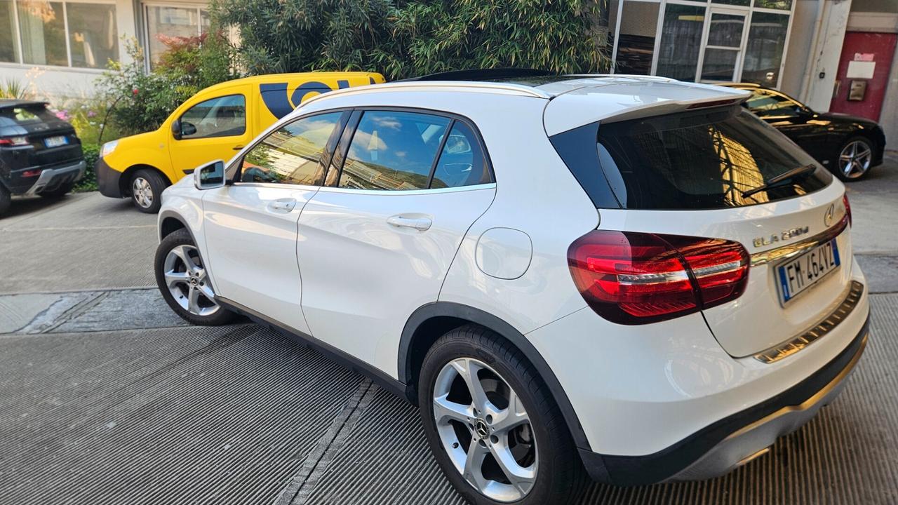 Mercedes-benz A 200 d Sport