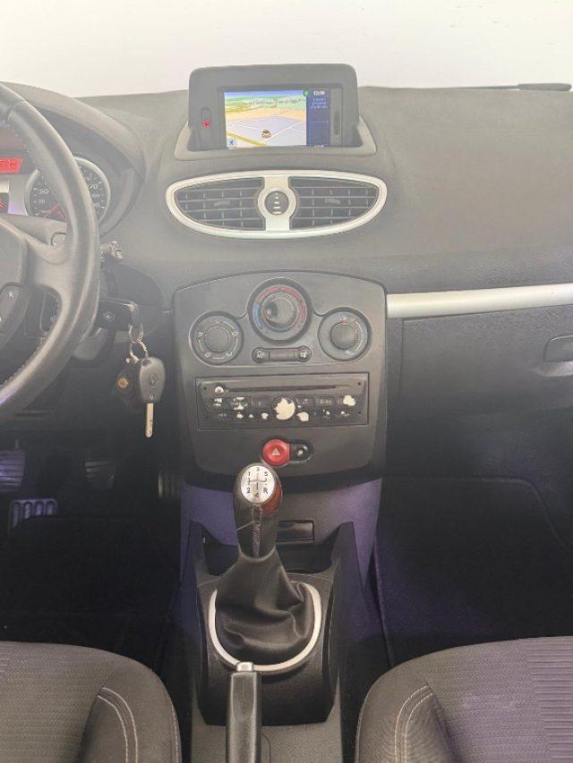 RENAULT Clio 1.2 16V 5 porte Luxe