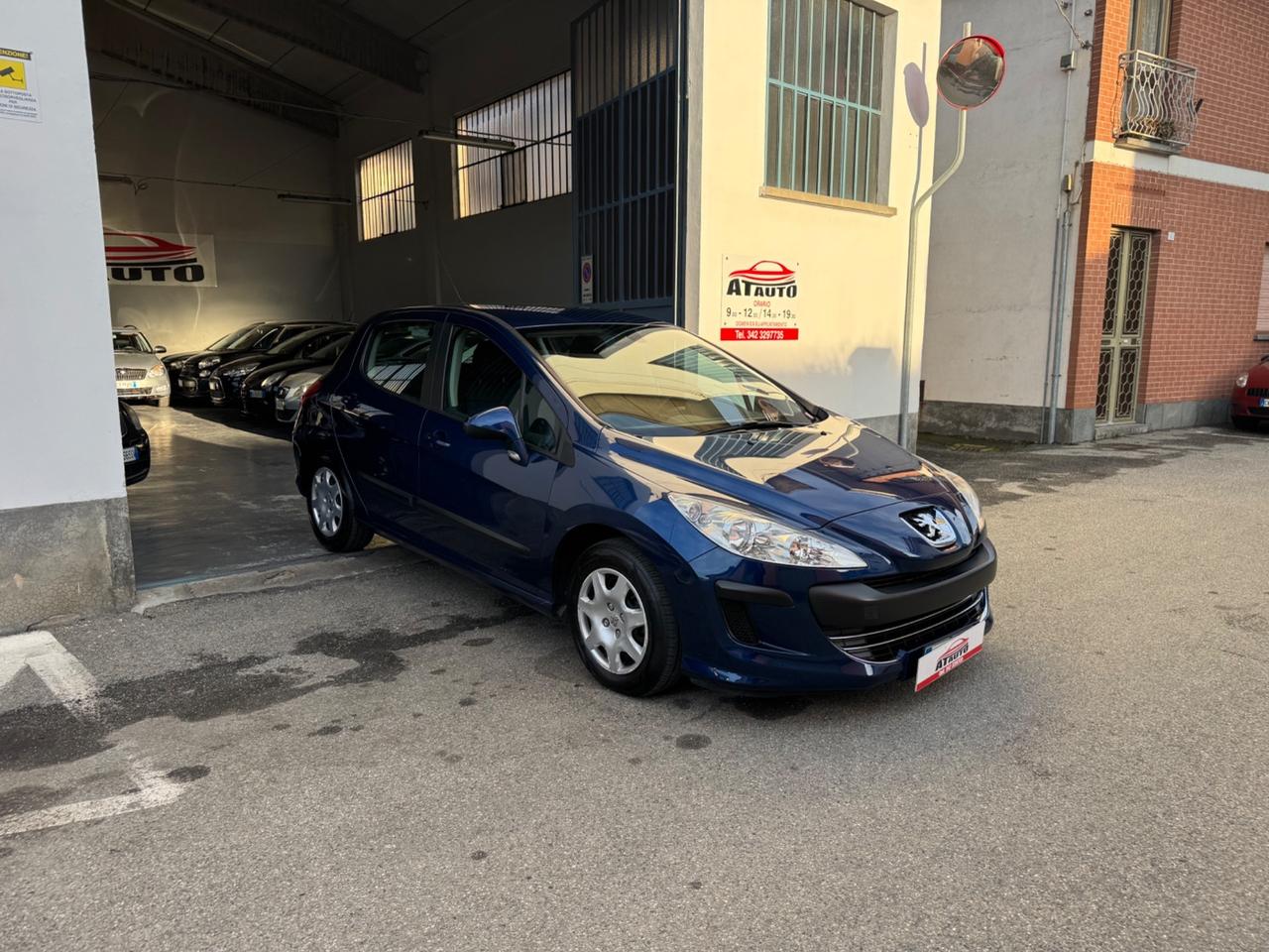 Peugeot 308 1.6 HDi 90CV FAP 5p. Premium