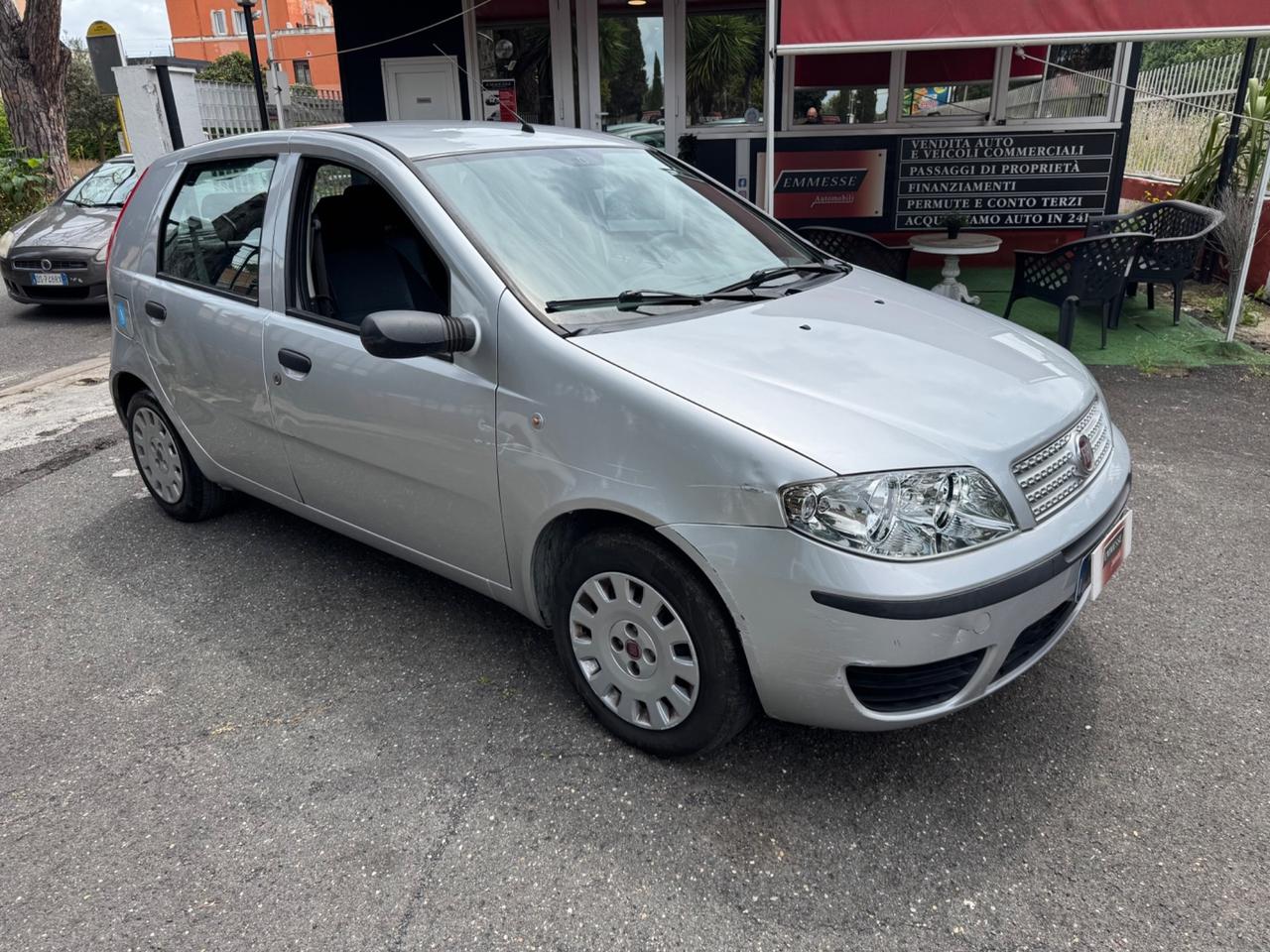 Fiat Punto 1.2 benzina - POCHI KM - 2010