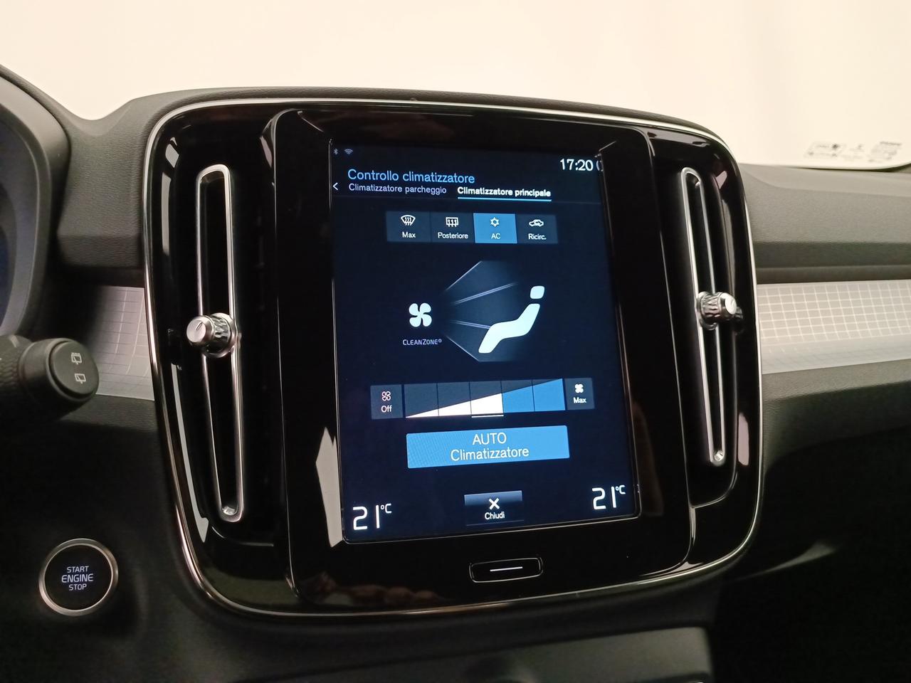 VOLVO XC40 1.5 t3 Momentum Pro 163cv auto my21