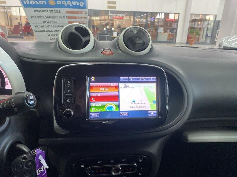 smart fortwo III 2015 1.0 Youngster 71cv twinamic my18