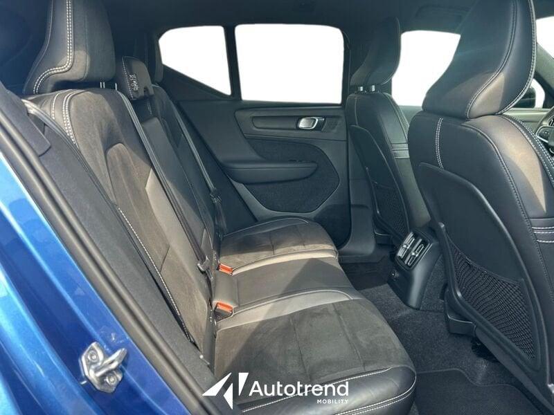 Volvo XC40 T5 180+82 CV Plug-in Hybrid Recharge R-design