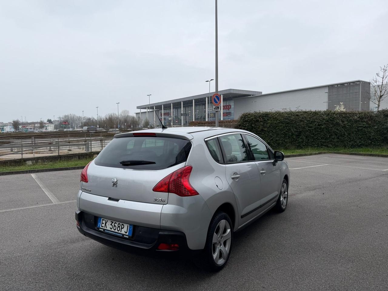 Peugeot 3008 1.6 HDi 112CV Tecno