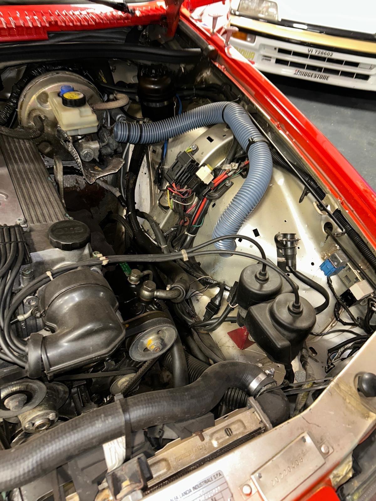 Alfa Romeo 75 2.0 TS Rally Drift