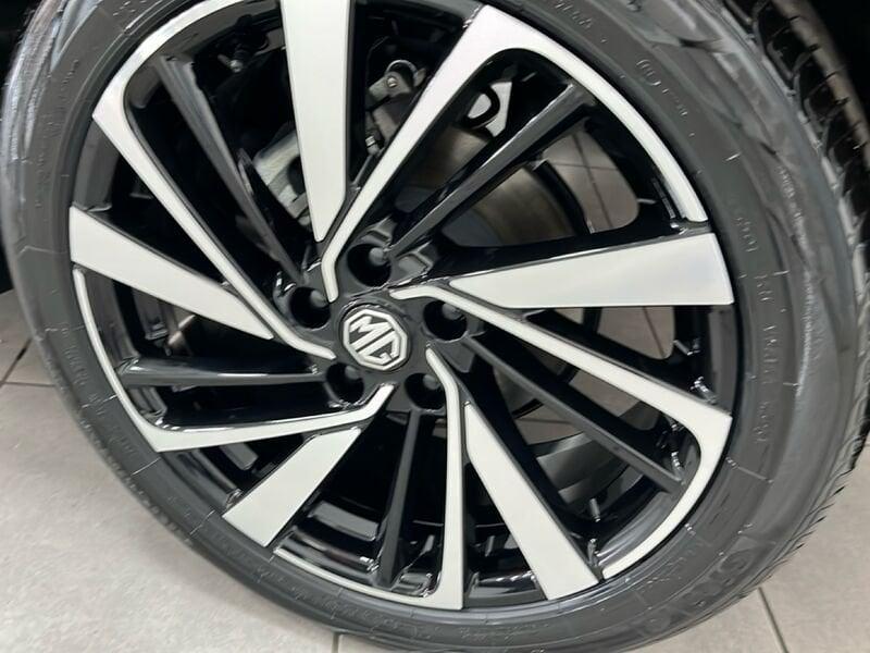 MG ZS HEV 1.5 Hybrid+ Luxury Km0