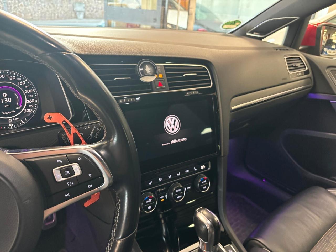 Volkswagen Golf 2.0 TDI DSG 5p. Highline BlueMotion Technology