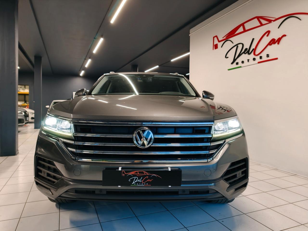 Volkswagen Touareg 3.0 V6 TDI Black Style Gancio Traino Iva