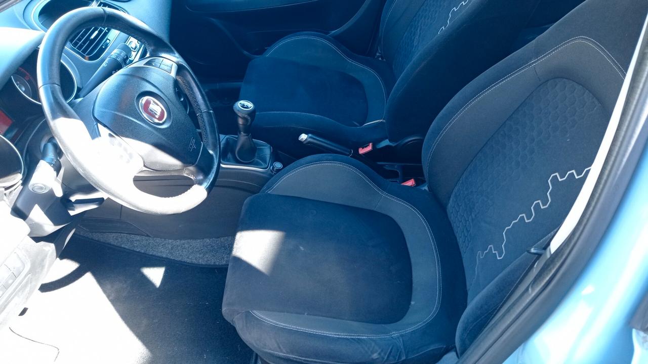 Fiat Punto 1.3 MJT II 75 CV 5 porte Street