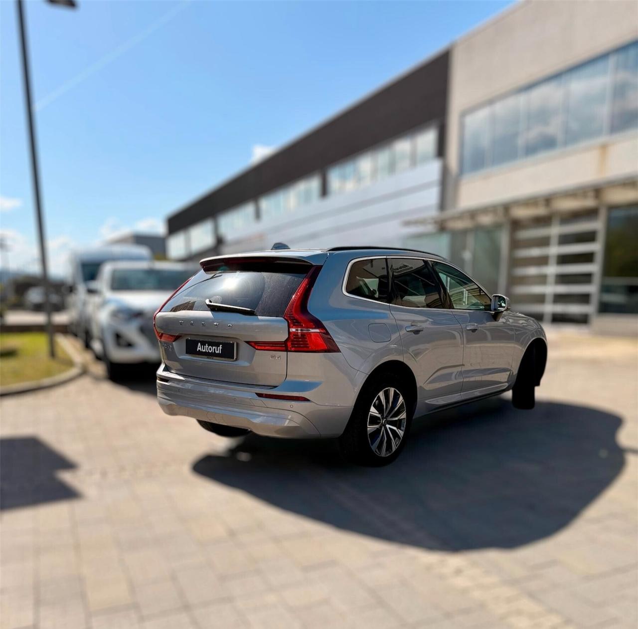 Volvo XC 60 Geartronic Momentum Pro B4