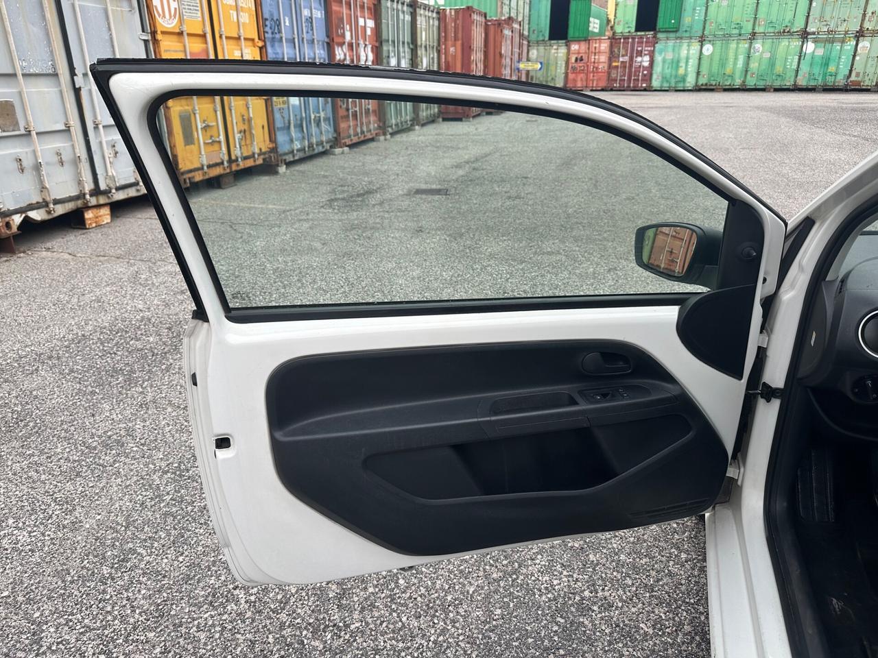 Volkswagen up! 1.0 5p. take KM CERTIFICATI