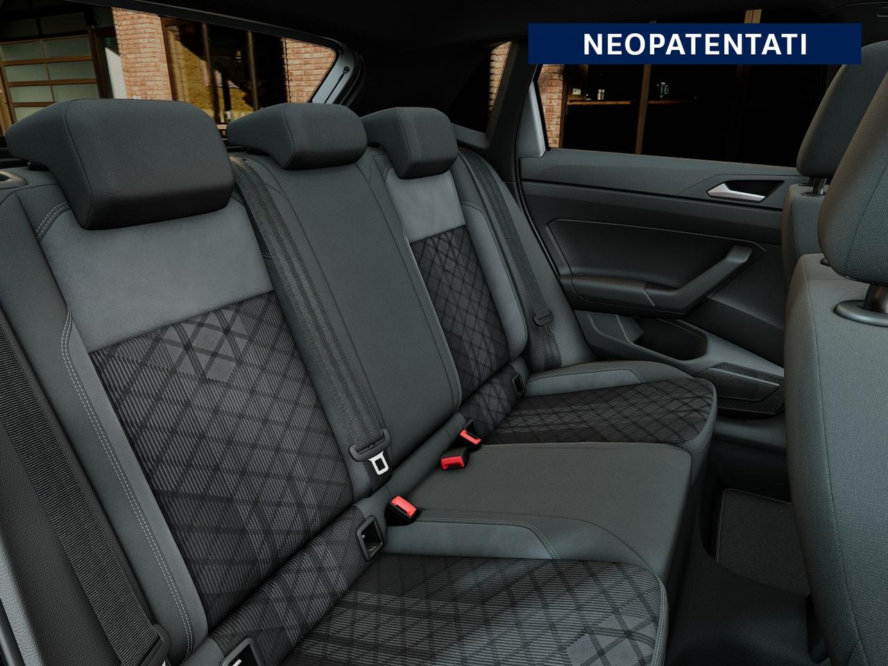 Volkswagen Polo 1.0 tsi r-line plus 115cv dsg