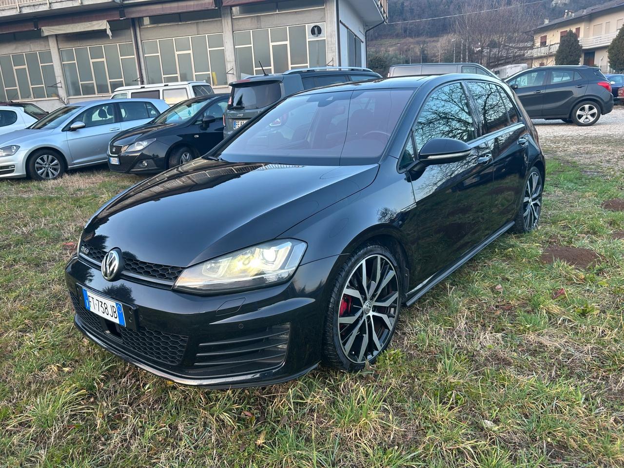 Volkswagen Golf Sportsvan 2.0 TDI DSG Highline BlueMotion Tech.