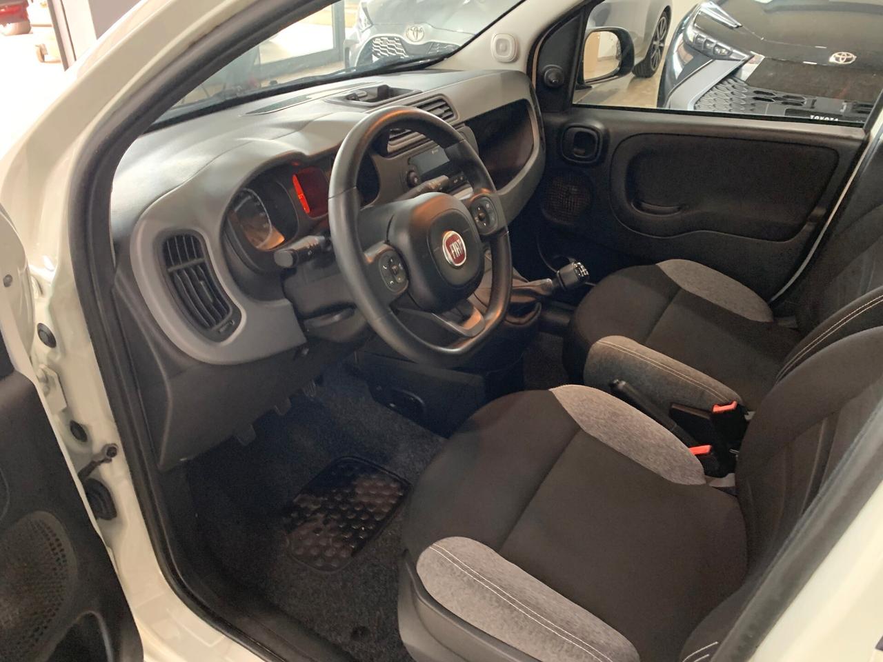 Fiat Panda 1.0 GSE S&S Hybrid Street Van 4 posti