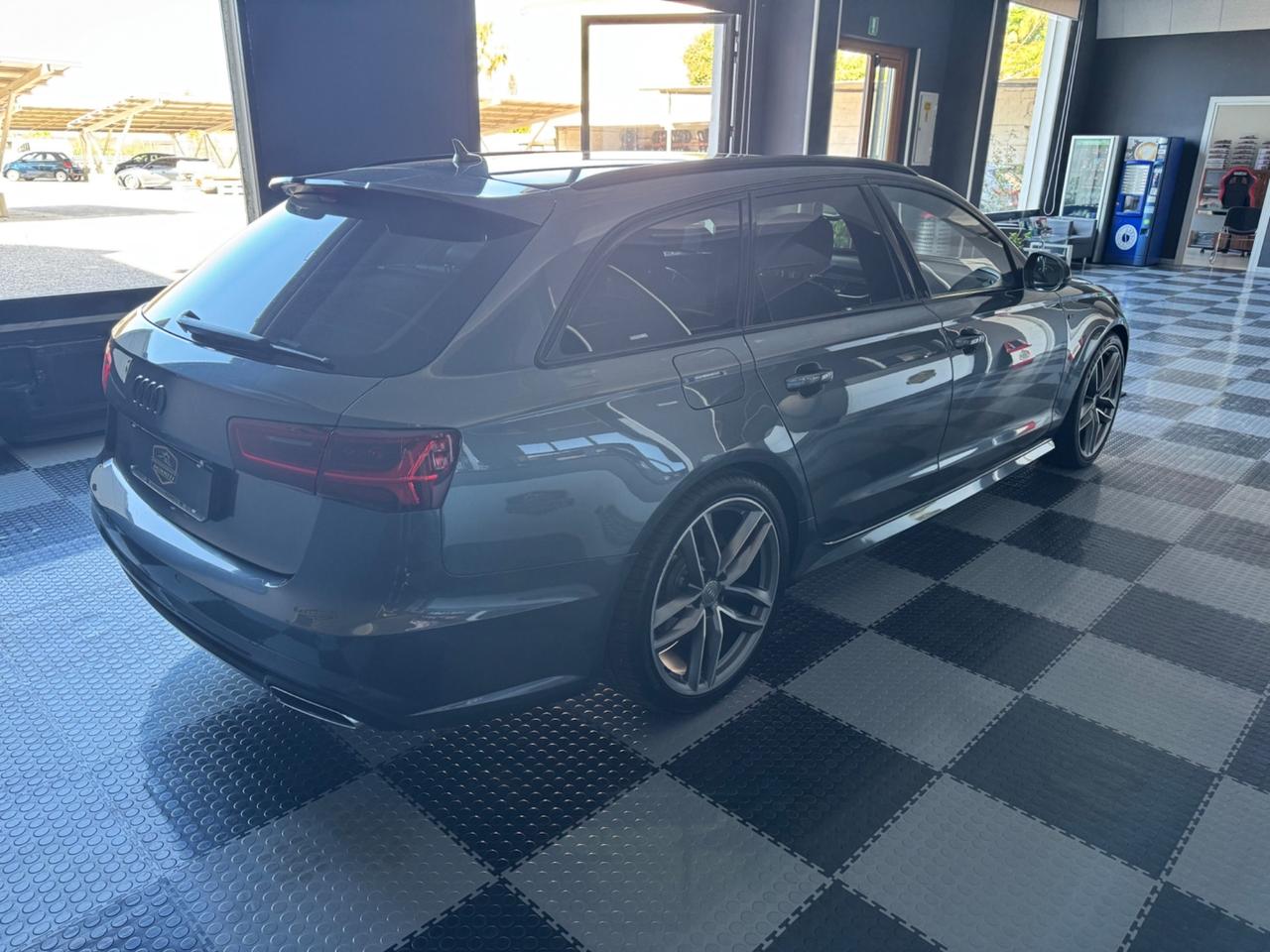 Audi A6 Avant 2.0 TDI ultra S tronic s-line Plus