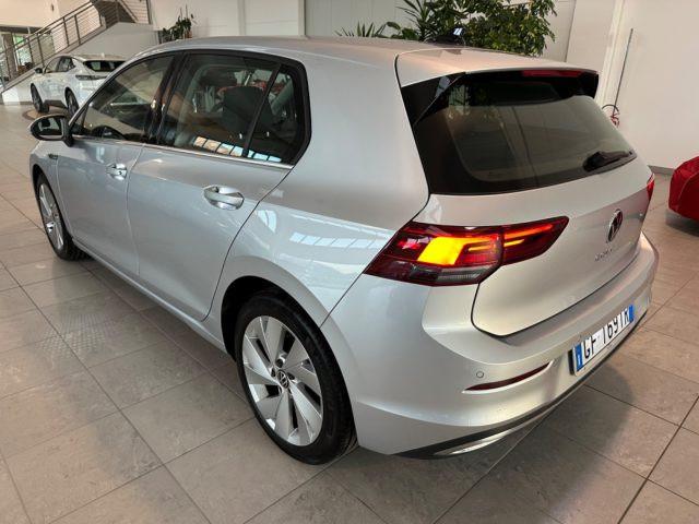 VOLKSWAGEN Golf 1.5 TGI DSG Style