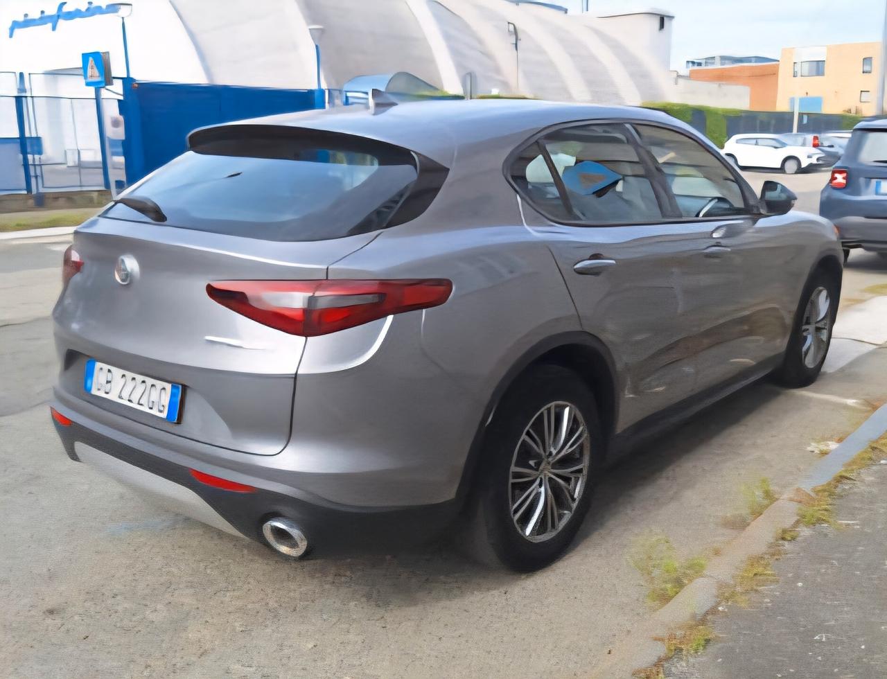 Alfa Romeo Stelvio 2.2 Turbodiesel 160 CV AT8 RWD