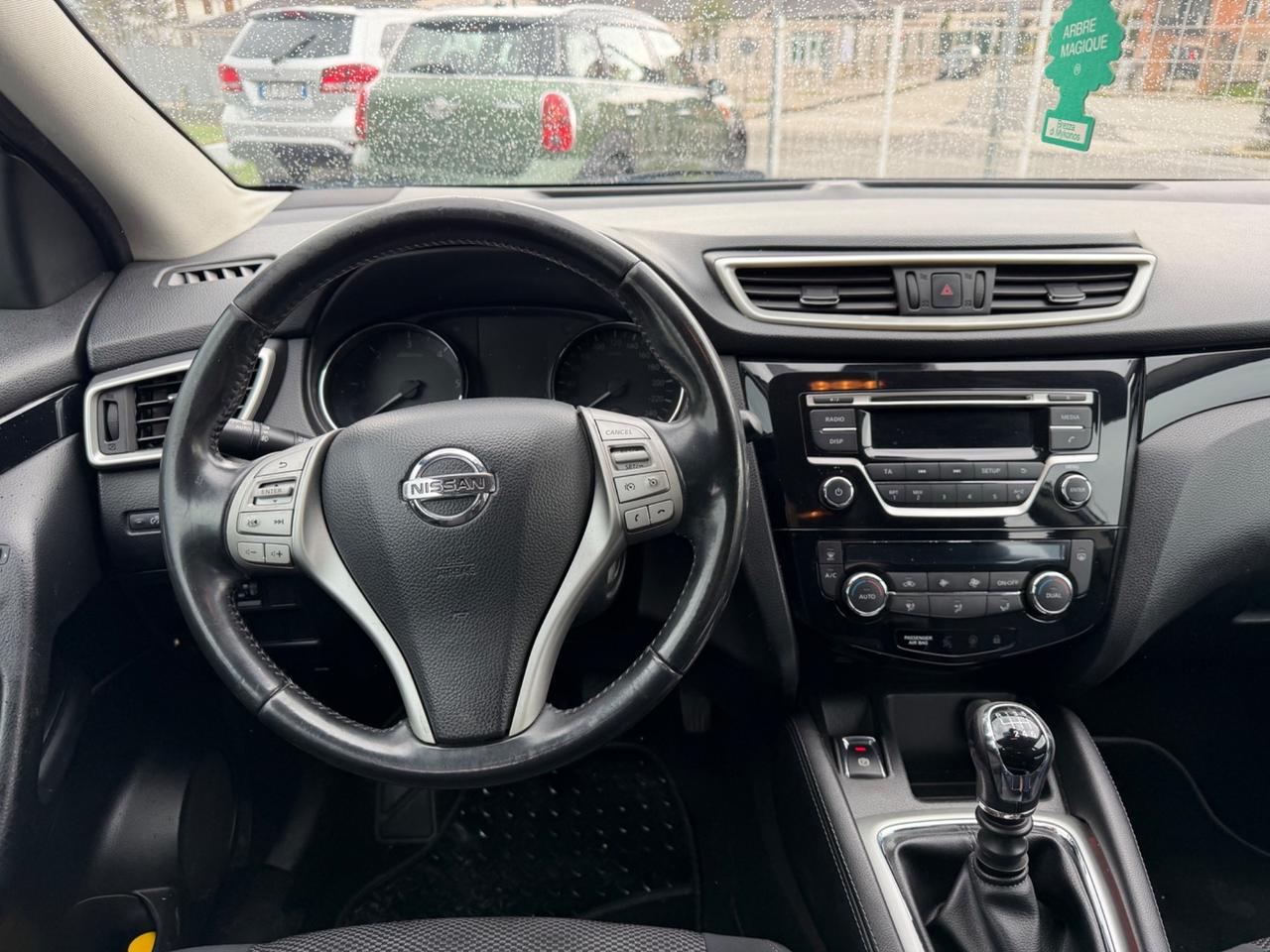 Nissan Qashqai 1.5 dCi DPF Tekna