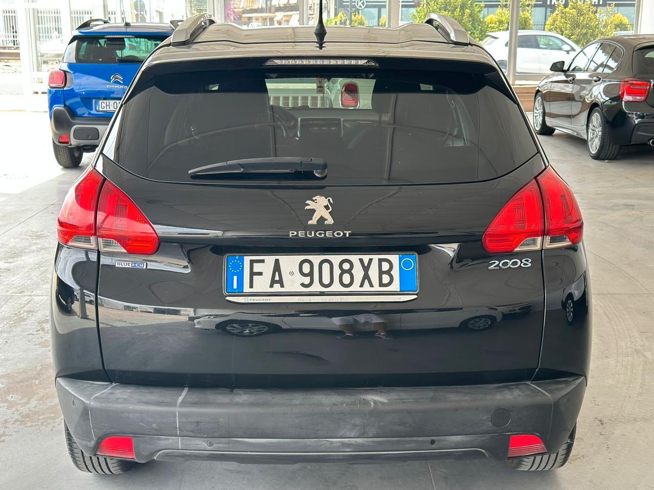 Peugeot 2008 BlueHDi 100 Black Matt 2015