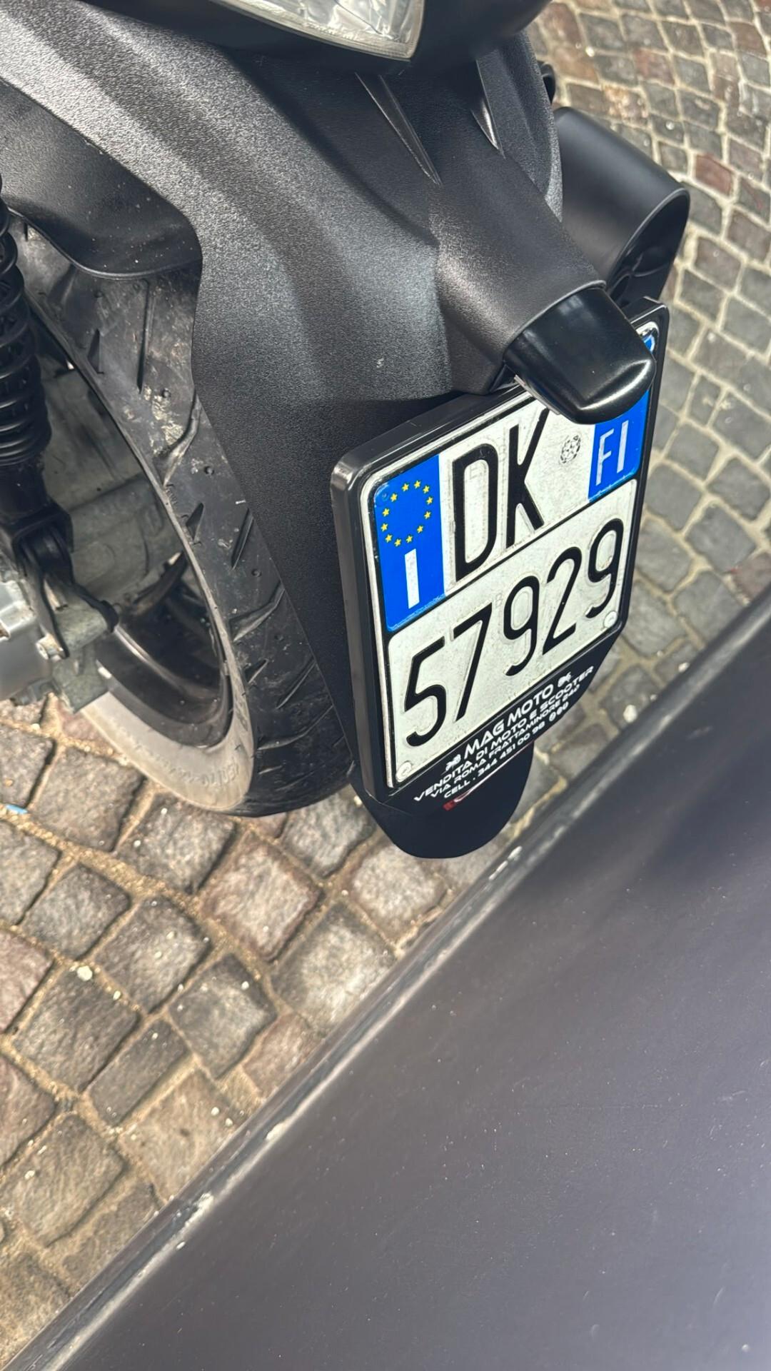 Piaggio Beverly 350 Base DK 57929
