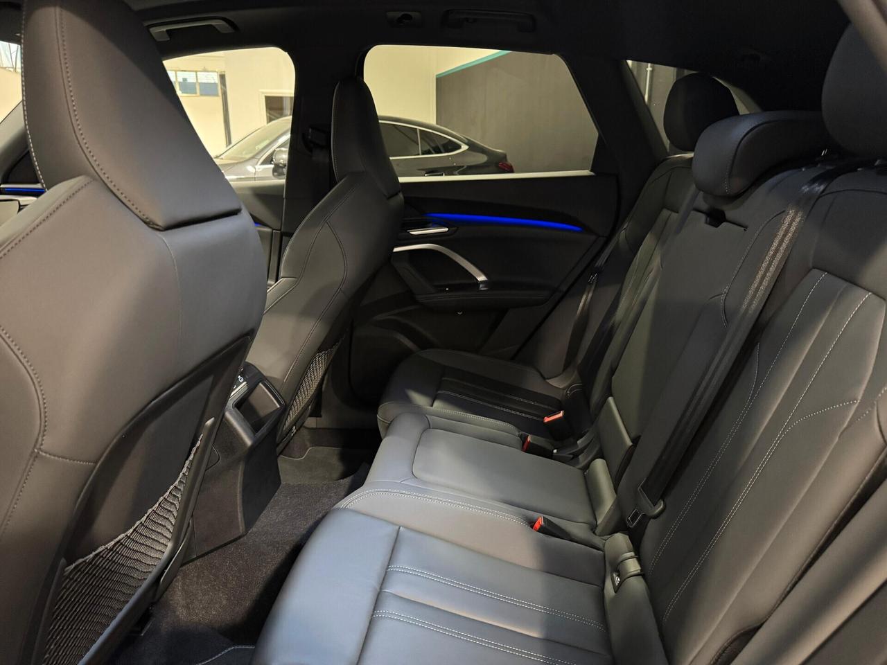 NEW Audi Q5 40 TDI quattro S tronic S line IVA ESP - NEW MODEL