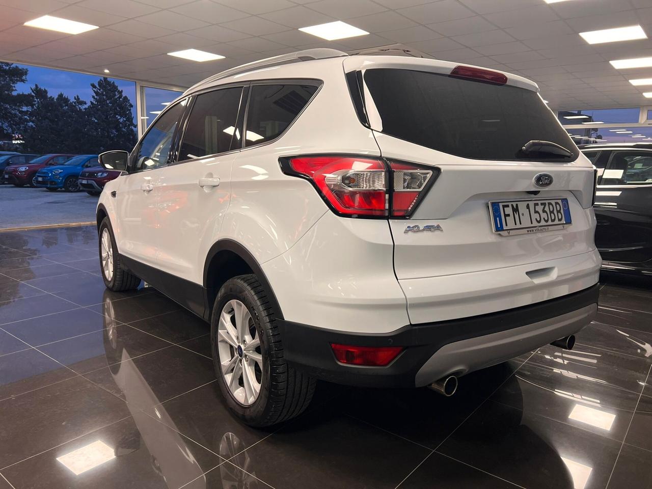 Ford Kuga 1.5 TDCI 120 CV S&S 2WD Powershift Titanium