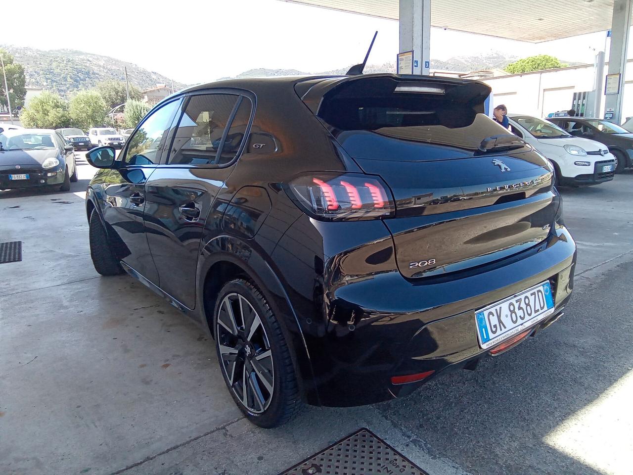 Peugeot 208 PureTech 130 Stop&Start EAT8 5 porte GT