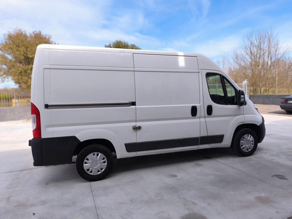 Peugeot Boxer 333 2.0 BlueHDi 130CV PM-TM Furgone