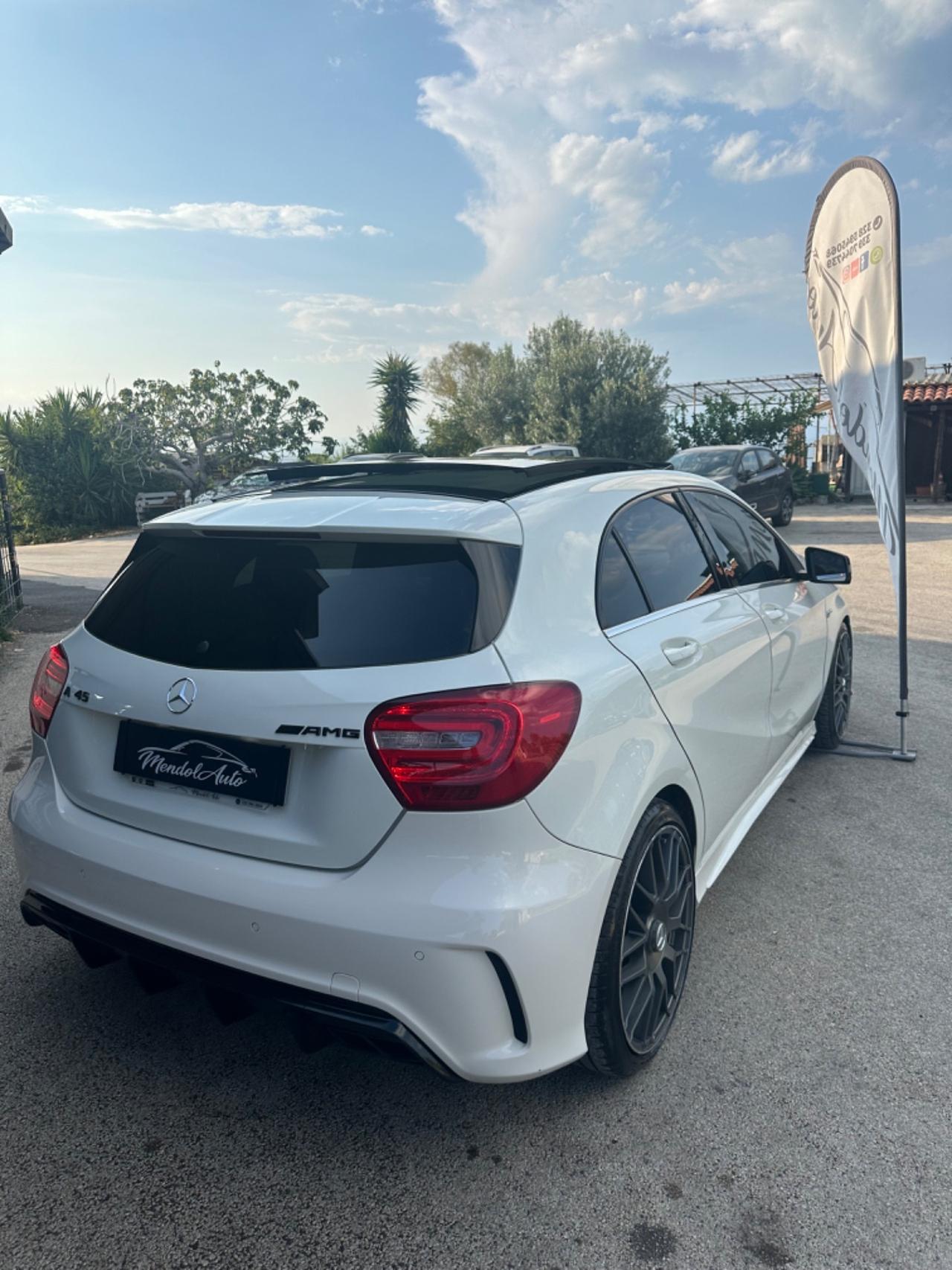 Mercedes A45 AMG performance 2.0 360cv Tua a 219€