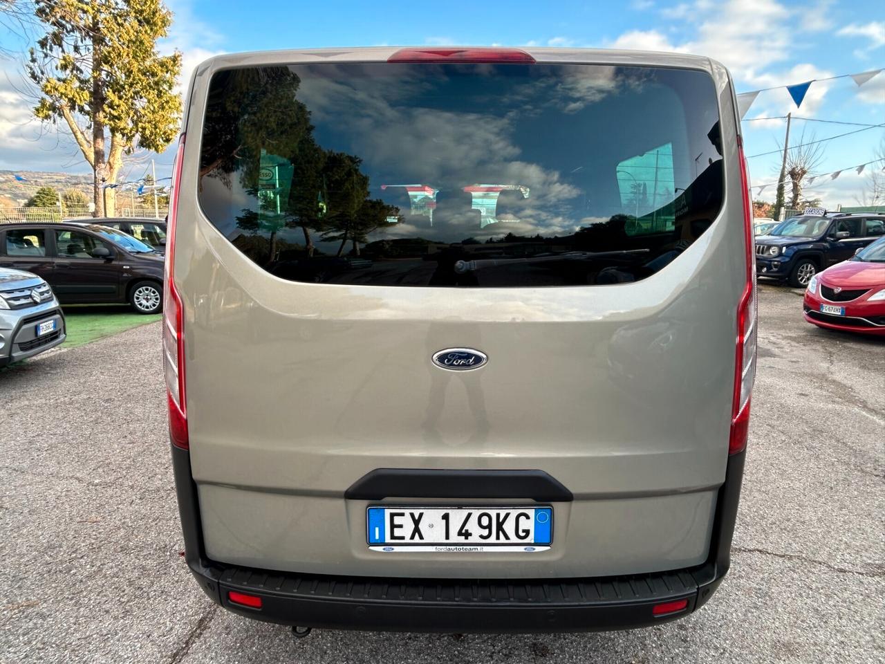 Ford Tourneo Custom 125CV Titanium 8 POSTI