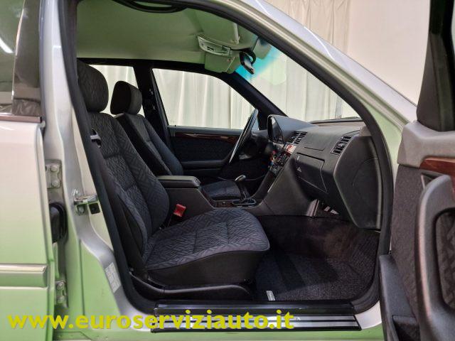 MERCEDES-BENZ C 180 cat Elegance