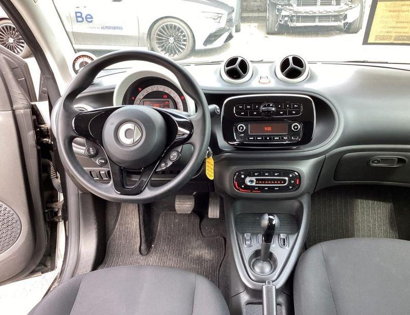 smart fortwo EQ PURE 4,6KW