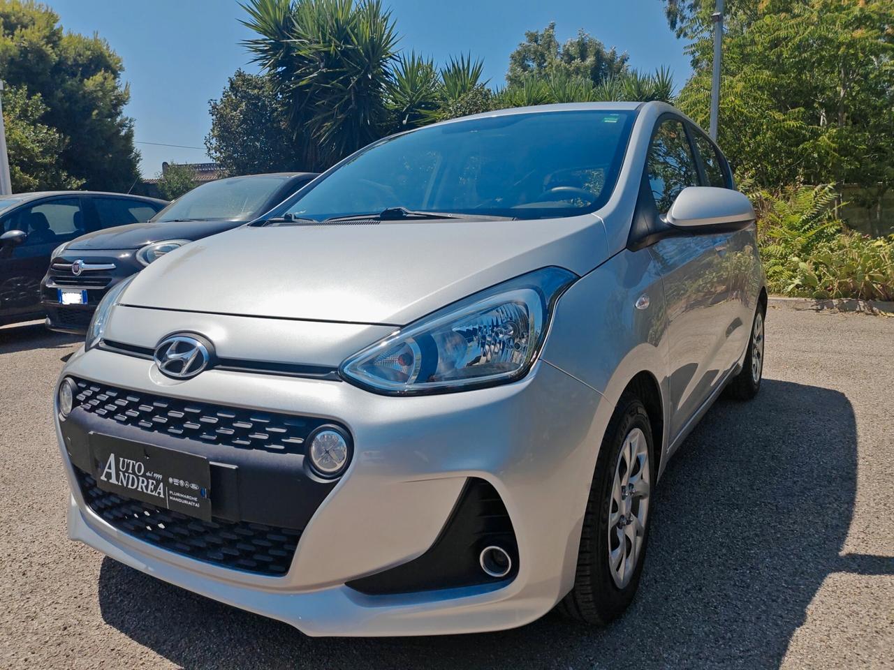 Hyundai i10 1.0 Benzina full optional 2019