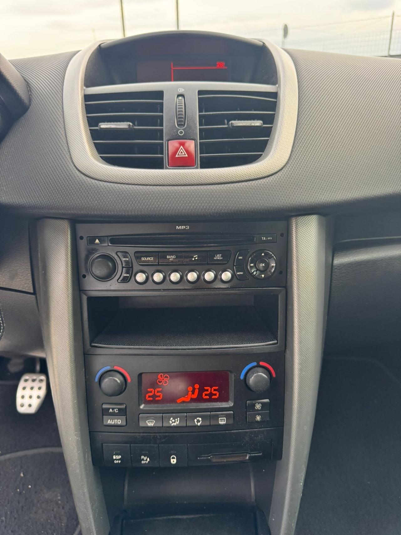 Peugeot 207 1.6 THP 175CV 3p. GTi