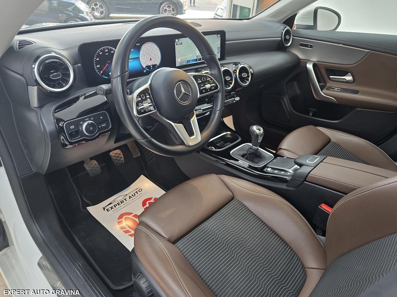 MERCEDES CLA180 SHOTING BRAKE TETTO APRIBILE