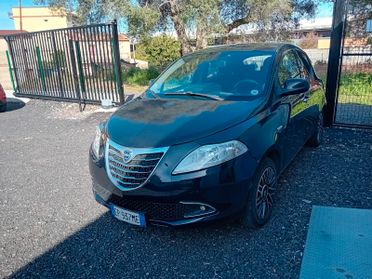 Lancia Ypsilon 1.3 MJT 16V 95 CV 5 porte S&S Silver