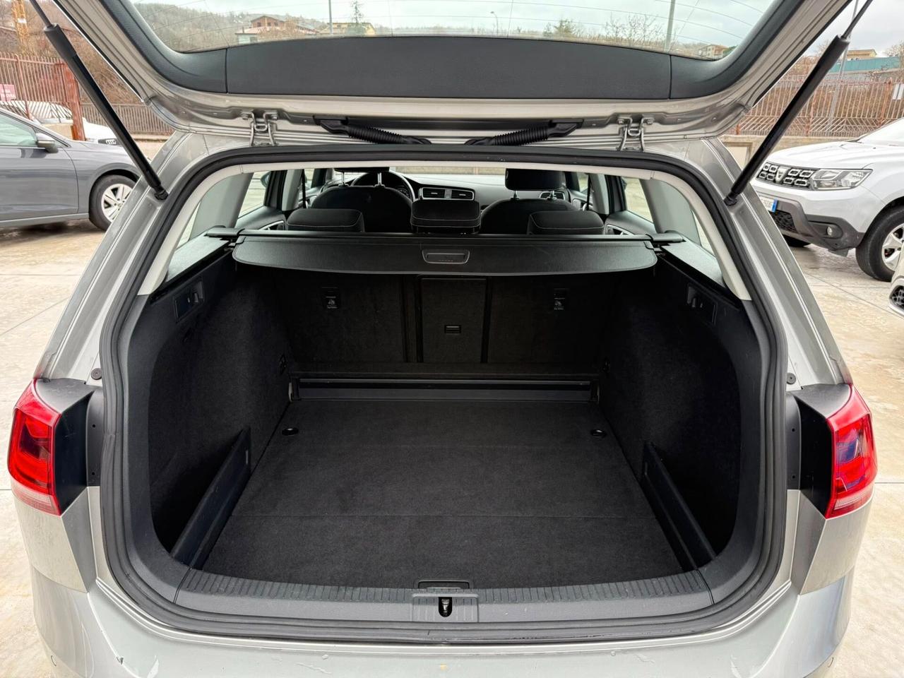 Volkswagen Golf Variant 1.6 TDI 105 CV Highline -UnicoP-