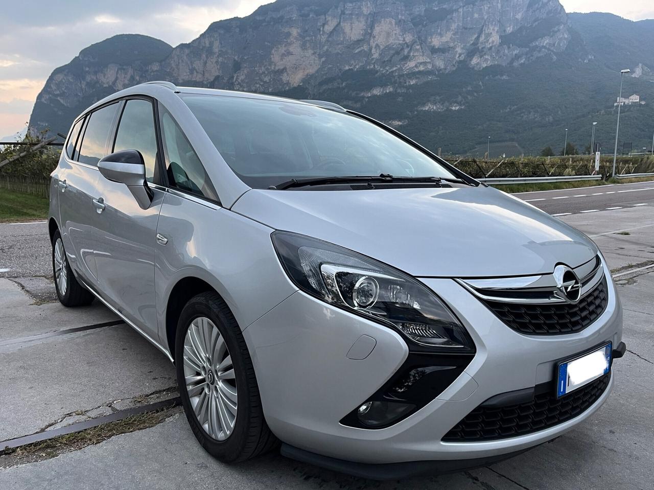 Opel Zafira tourer 1.4 T. 120CV gancio