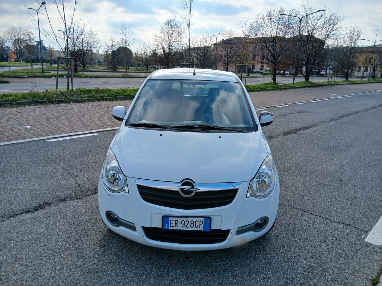 Opel Agila 1.0 12V 68 CV Elective
